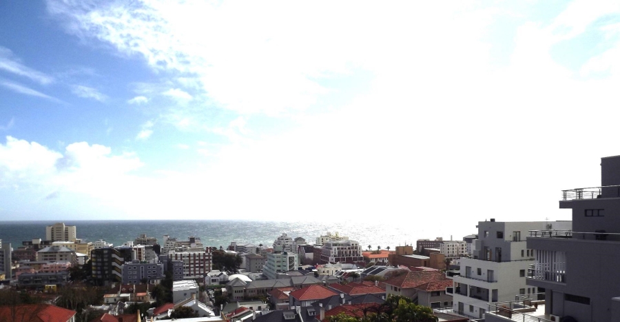 3 Bedroom Property for Sale in Sea Point Western Cape